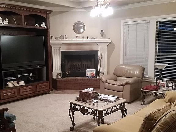 4th image of 218 Private Road 4612