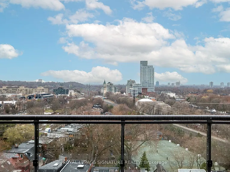 285 Avenue Rd #303 — Photo 49