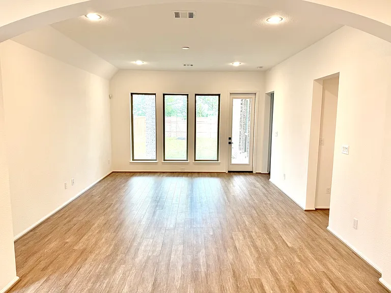 18415 Circle Bar Ranch Ct — Photo 7