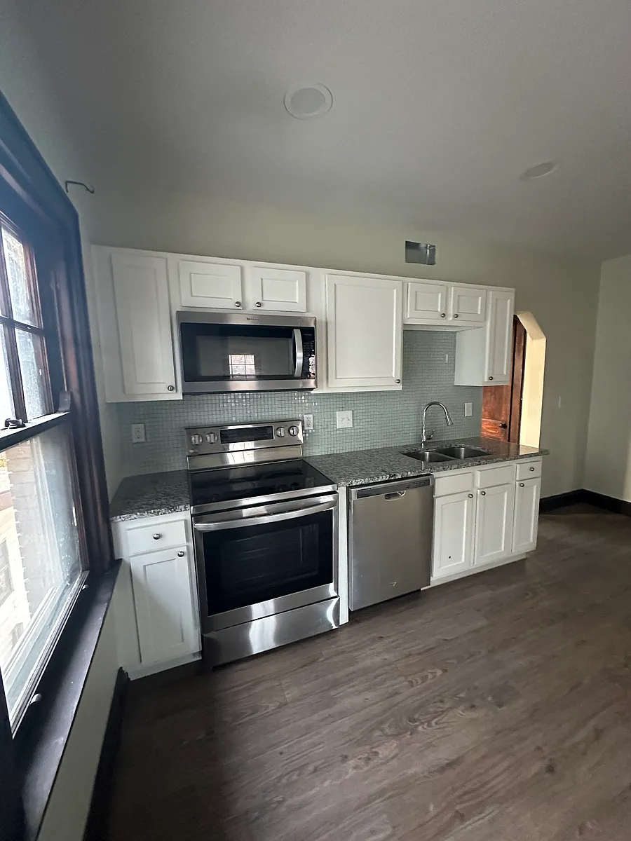 Building Photo - 2327 Obrien Pl #4