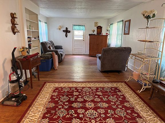 5th image of 1056 Murphy Grove Rd