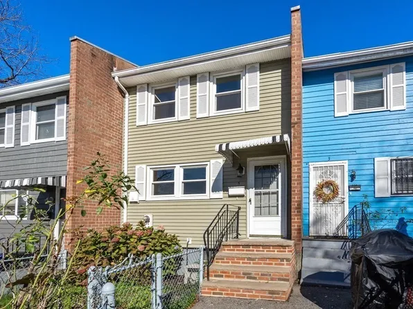 5 Hilton Ter, Roxbury, MA 02119