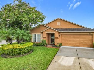 102 Somerset Oaks Ct, Sanford, FL 32771