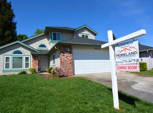9434 Soaring Oaks Dr, Elk Grove, CA 95758