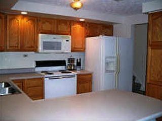1st image of 47 Close Hollow Dr
