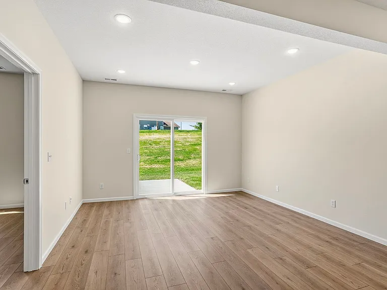 4919-4921 Silver Mill Dr — Photo 14