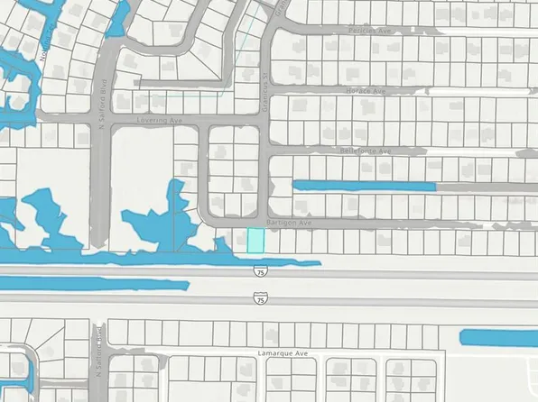 Bartigon Ave, North Port, FL 34286