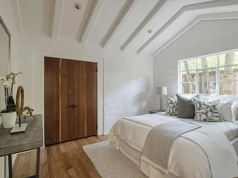 620 Lowell Ave — Photo 16