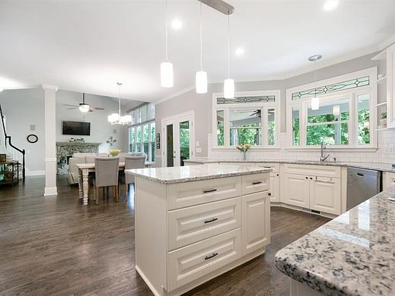 2nd image of 6325 Oak Valley Dr