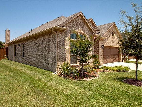 2nd image of 1315 Savona Lane