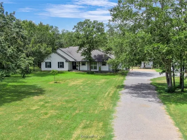 6203 Hurta (pvt) Ln, Bryan, TX 77808