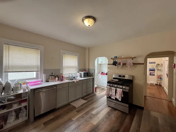 1029 Broadway, Somerville, MA 02144