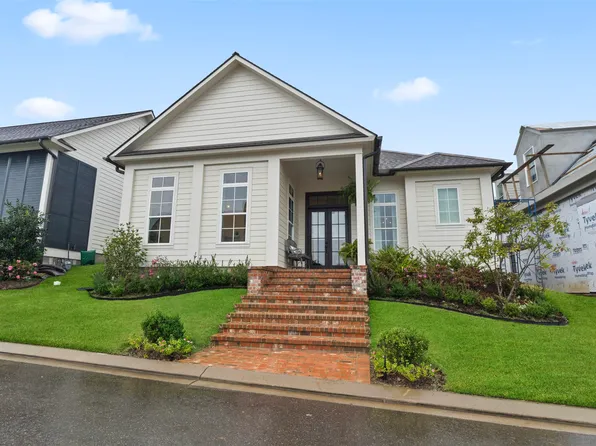 1047 Parker District Ave, Saint Francisville, LA 70775