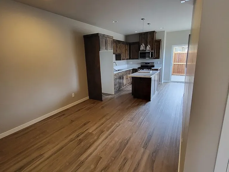 61570 Lucia Street — Photo 4