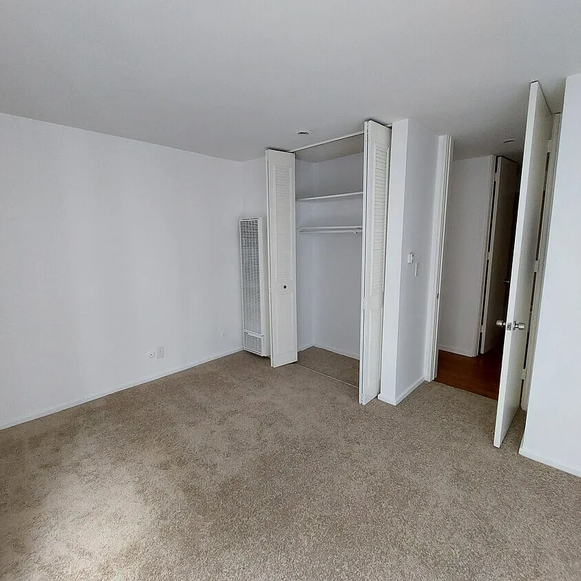 2 bed, 885 sqft, $1,450 — Photo 2