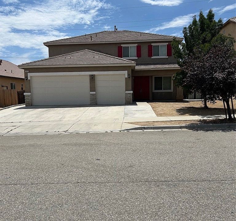 1st image of 14171 Desert Rose St