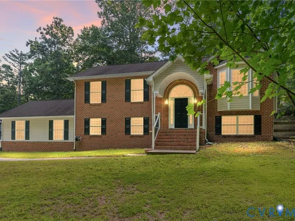 600 Abbey Dr, Ruther Glen, VA 22546