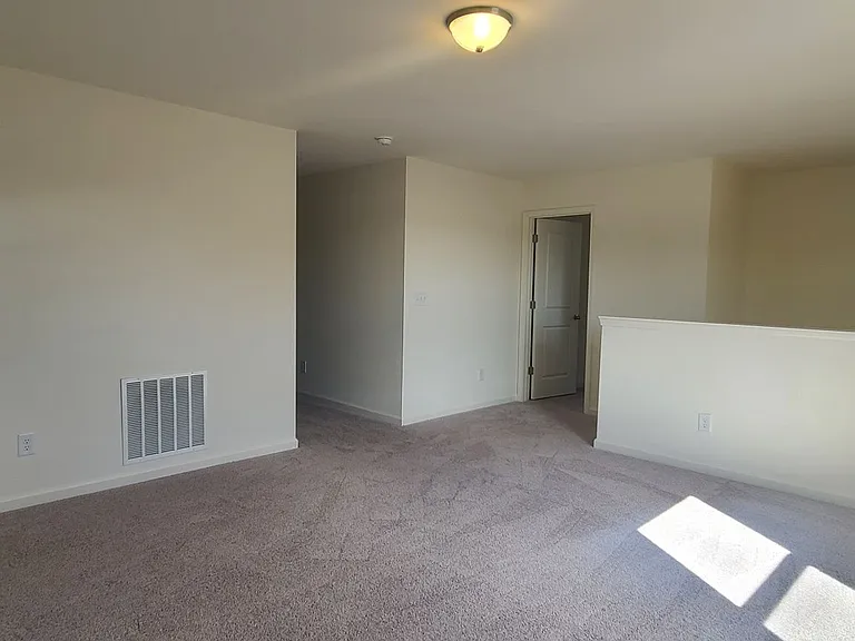132 Verona Dr — Photo 6