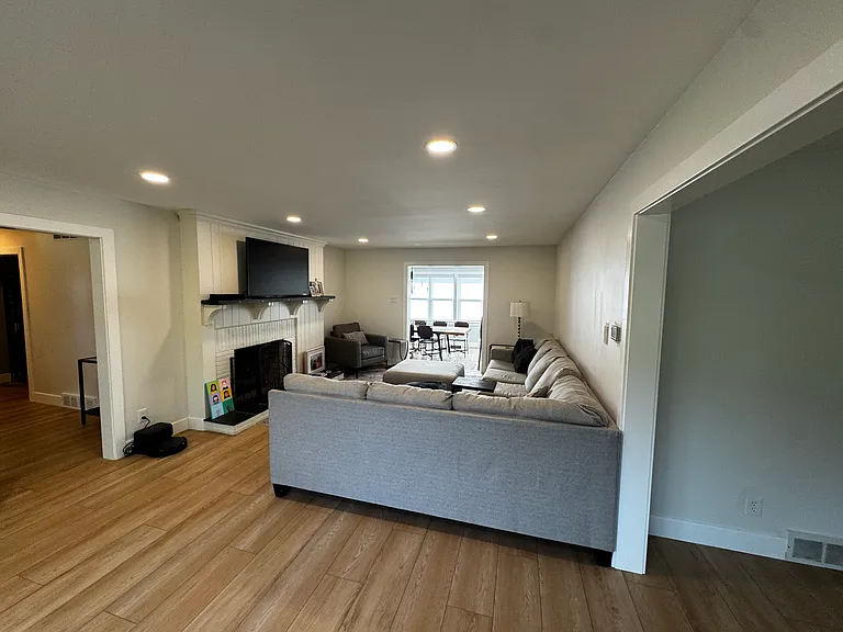130 Chews Landing Rd — Photo 15