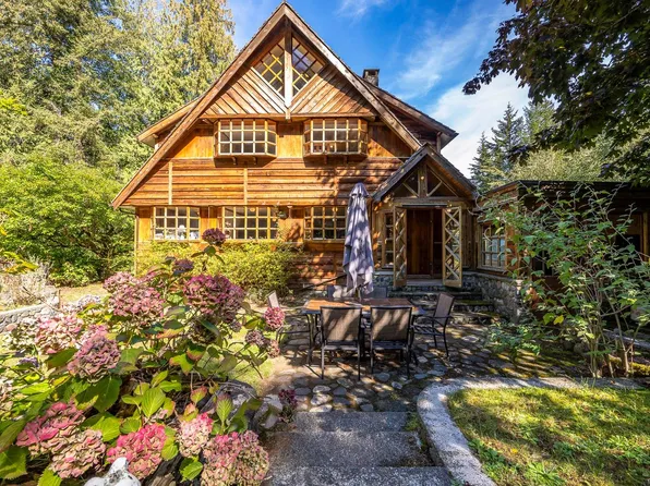 6300 Anderson Dr, Comox Valley, BC V0R 1Z0