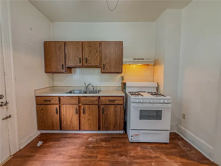 438 Glenwood Dr — Photo 16