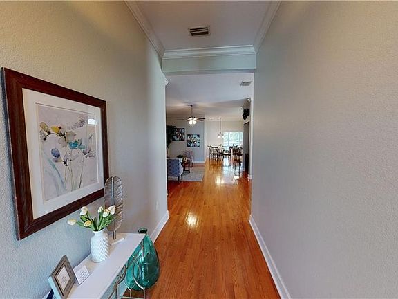 5th image of 9604 Patrician Dr