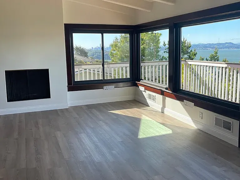 Lagoon View Dr — Photo 7