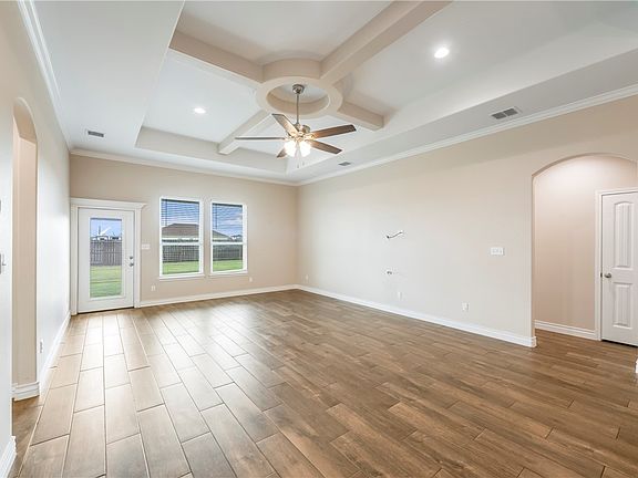 5th image of 7730 Sophia Dr