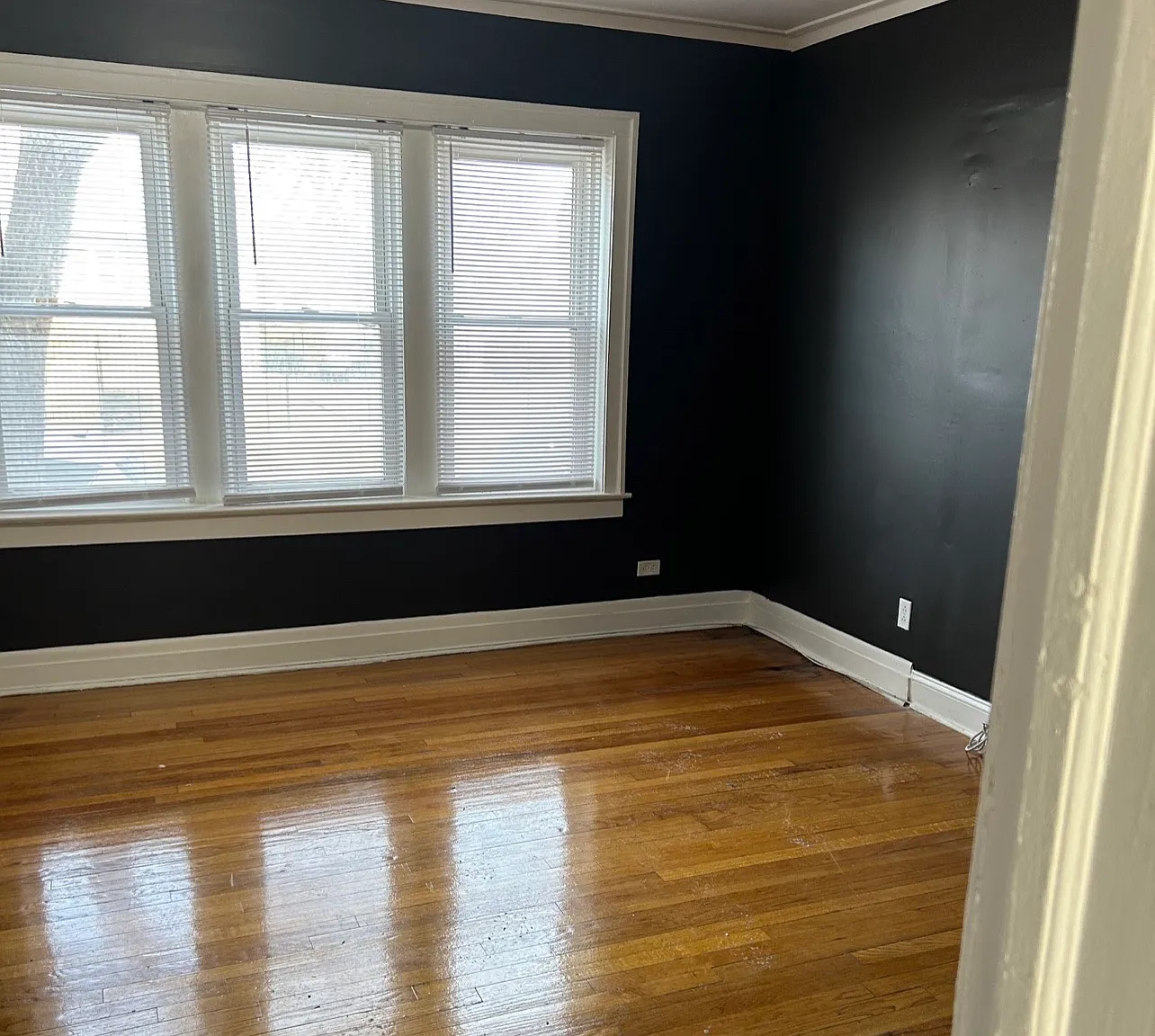 2 bed, 900 sqft, $1,475 — Photo 1