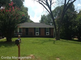 8311 Marlborough Dr, Jonesboro, GA