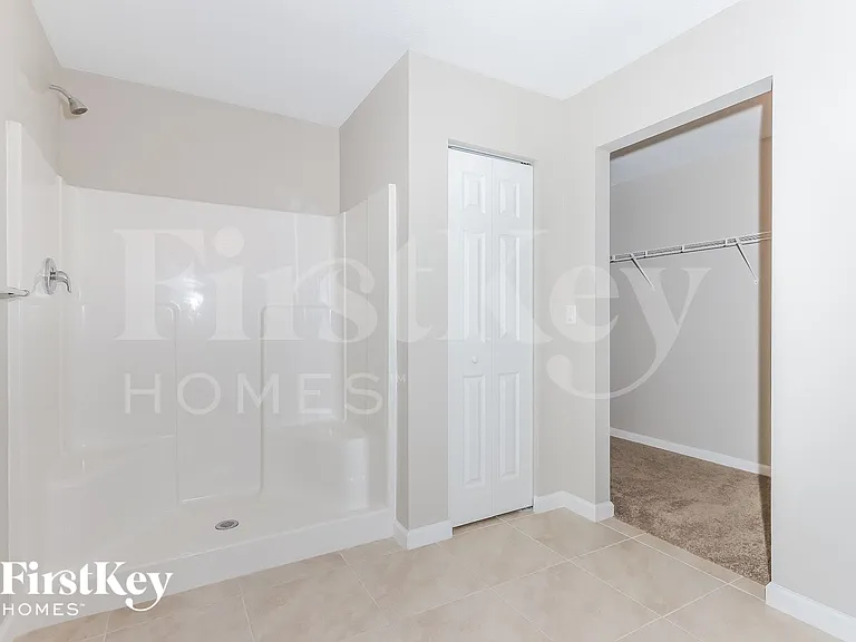 1158 SW Eleuthera Ave — Photo 9