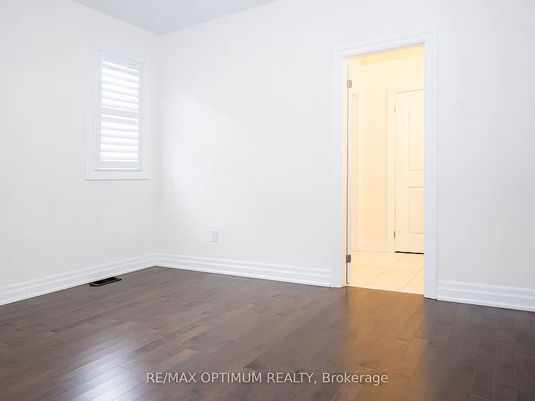 75 Merlin St — Photo 15