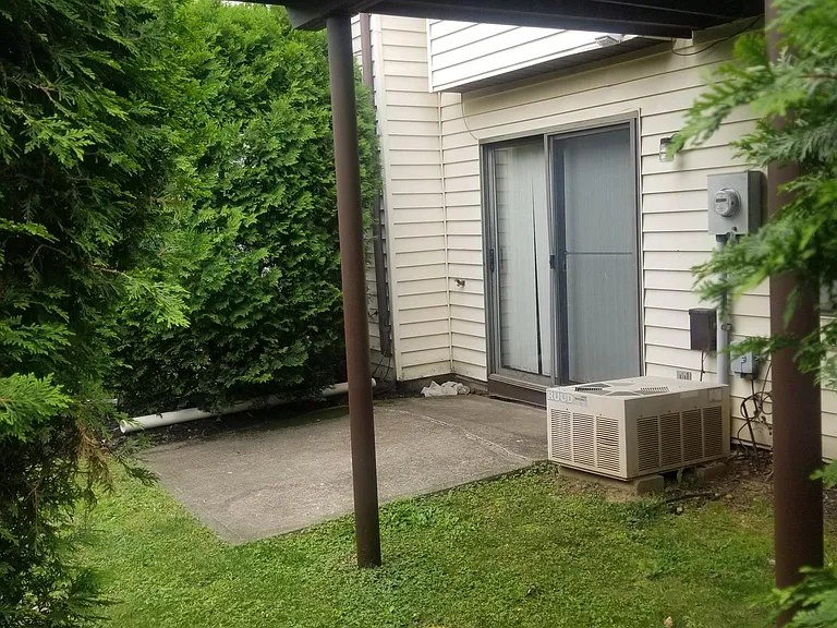 3801 N Oaks Blvd — Photo 35