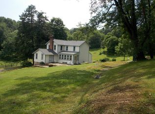405 Textor Hill Rd, Evans City, PA 16033