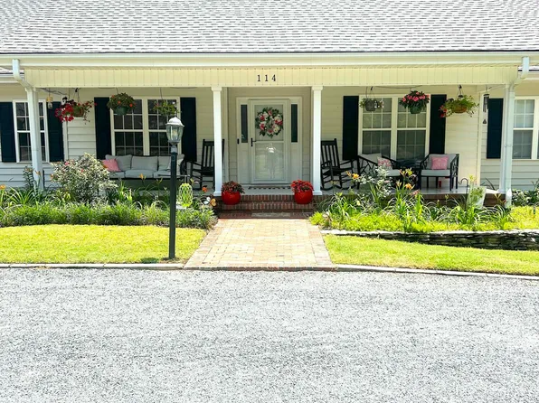 114 Bellhaven Drive, Carthage, NC 28327