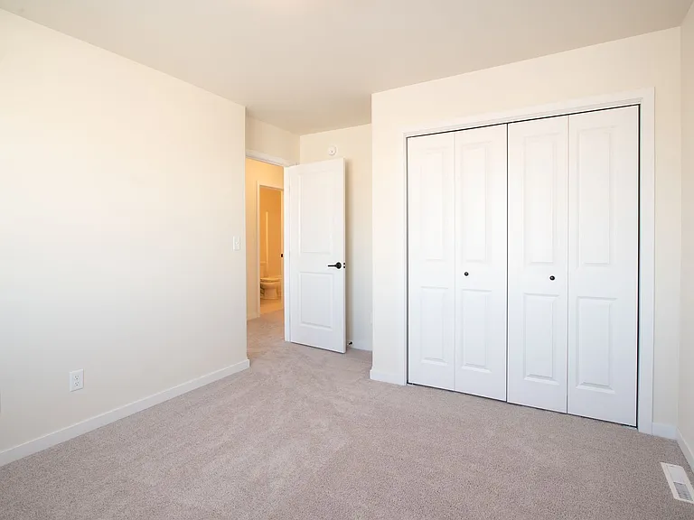 1360 Goldenwood Dr NW — Photo 64
