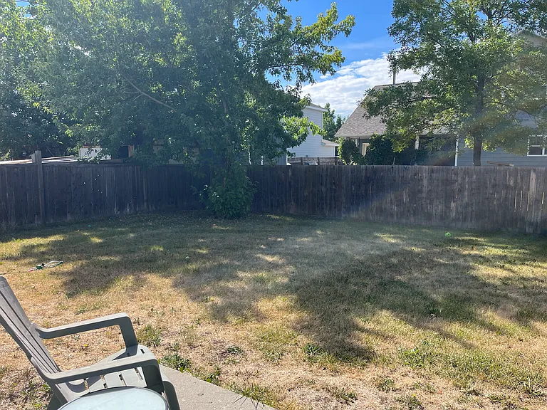 Lily Dr — Photo 8