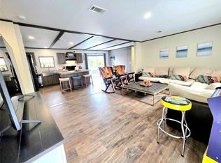 141 Canal Dr, Pointblank, TX 77364