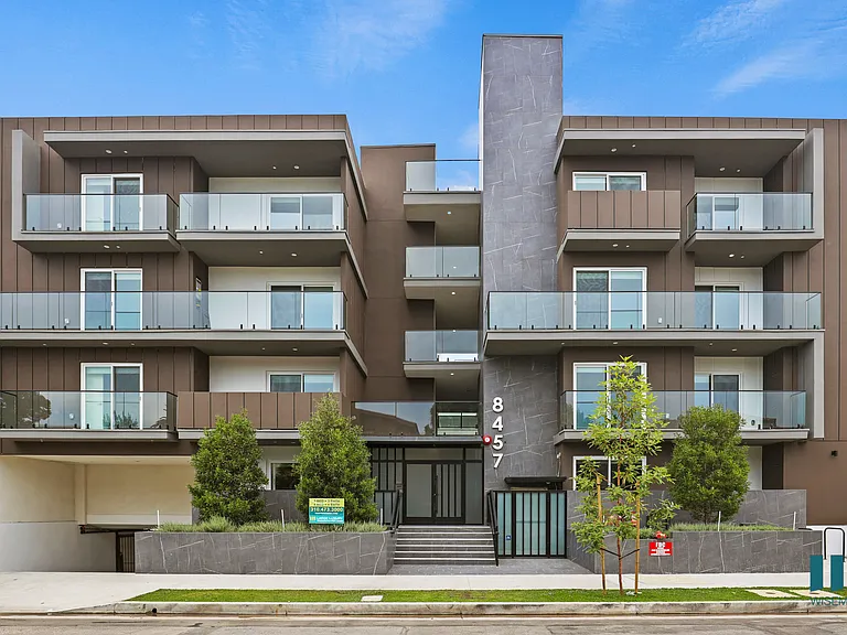 Blackburn La Cienega by Wiseman