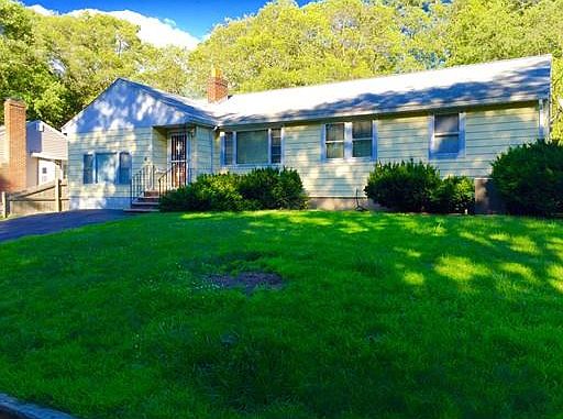 2nd image of 95 Central Dr