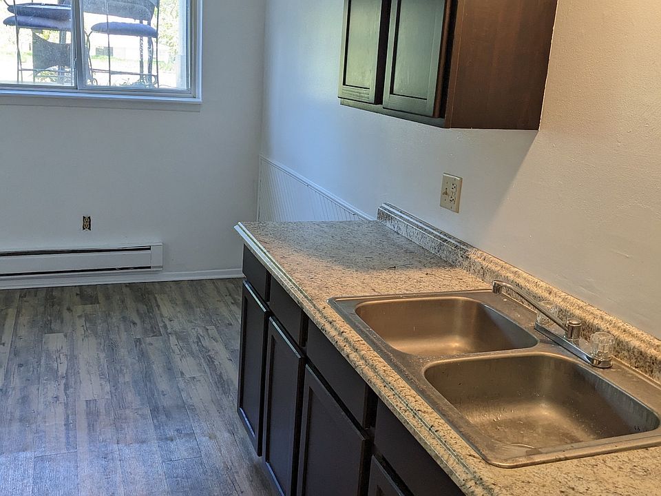 1st image of 750 Michigan Ave E #2