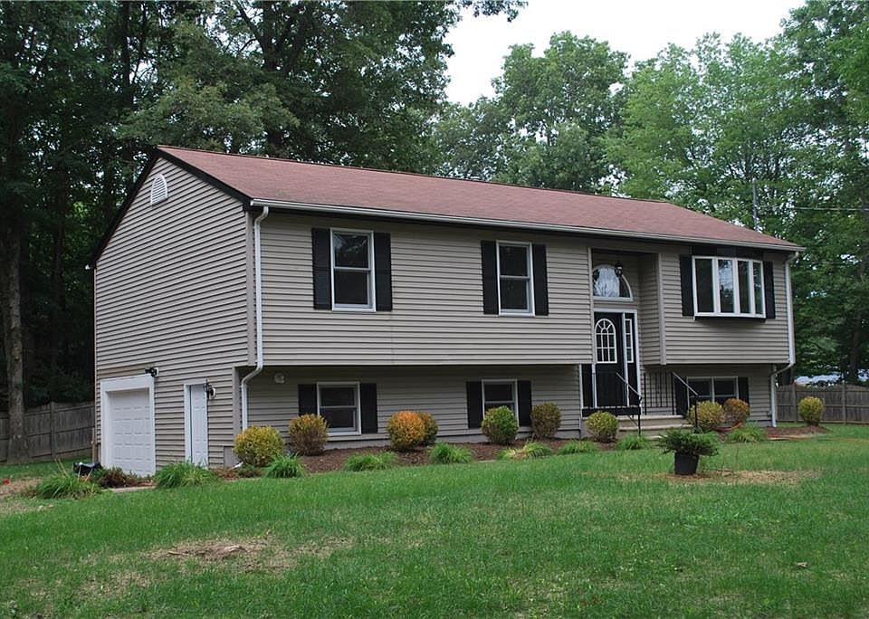 75 Westwood Rd, North Smithfield, RI 02896 Zillow