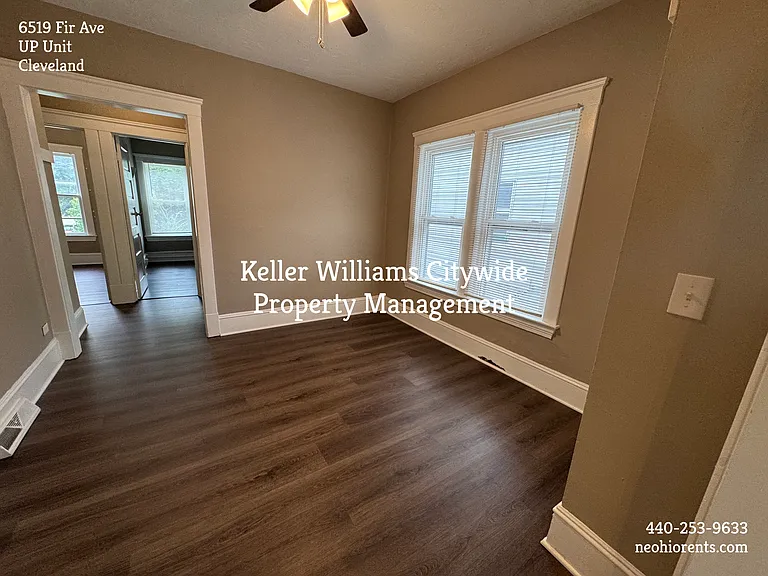 2 bedroom 1 bath up unit in Gordon Square — Photo 15