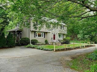 39 Davis St, Woburn, MA 01801