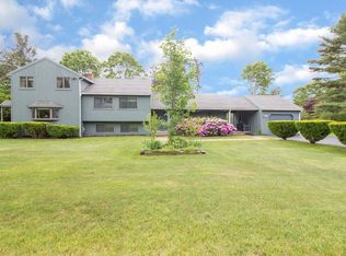 3 Knoll Rd, Plymouth, MA 02360