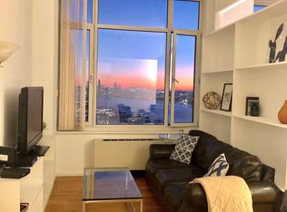 635 W 42nd St APT 25H, New York, NY 10036