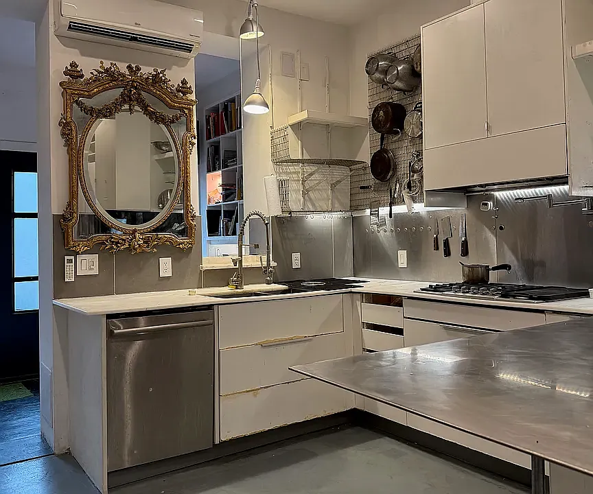 29 Covert St #1