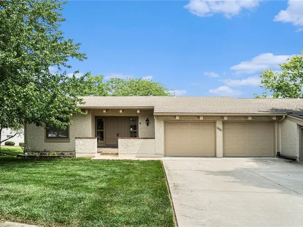 500 Woodbridge Ln, Kansas City, MO 64145