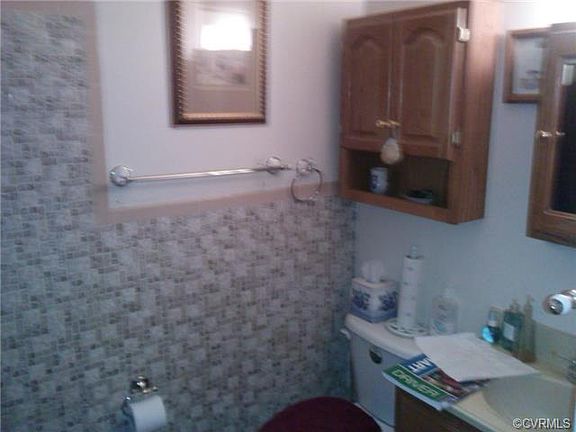5th image of 2224 Lancers Blvd