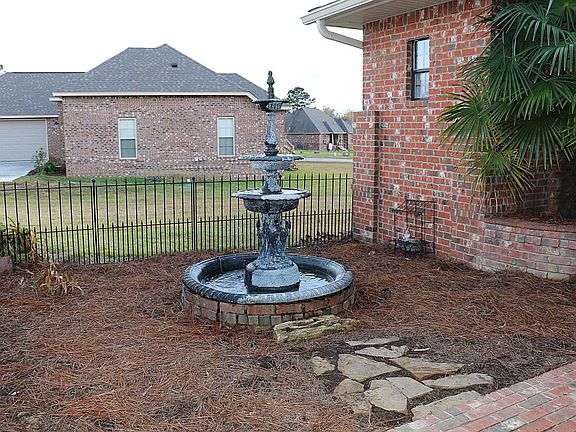 Courtyard View 2
